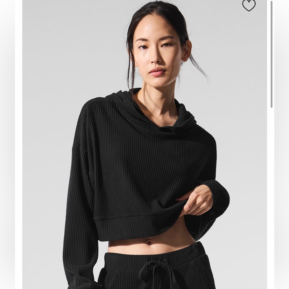 Alo Muse Hoodie- Black